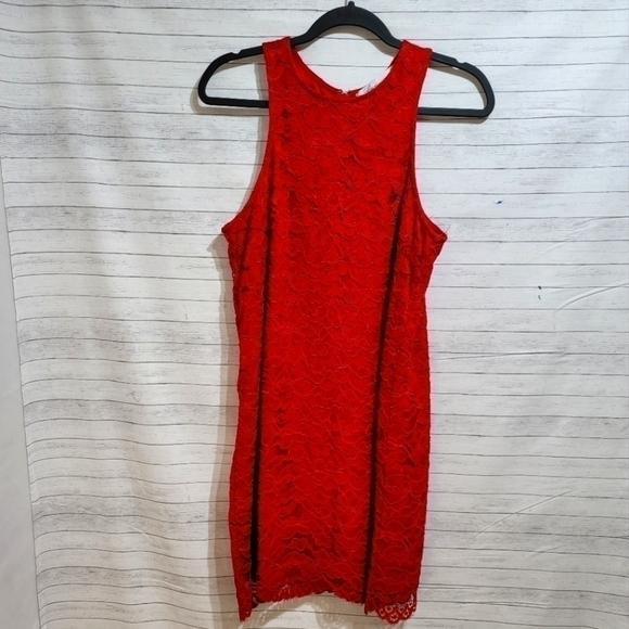 Lovers + Friends Caspian Shift Red Lace, sz LARGE - Picture 2 of 9